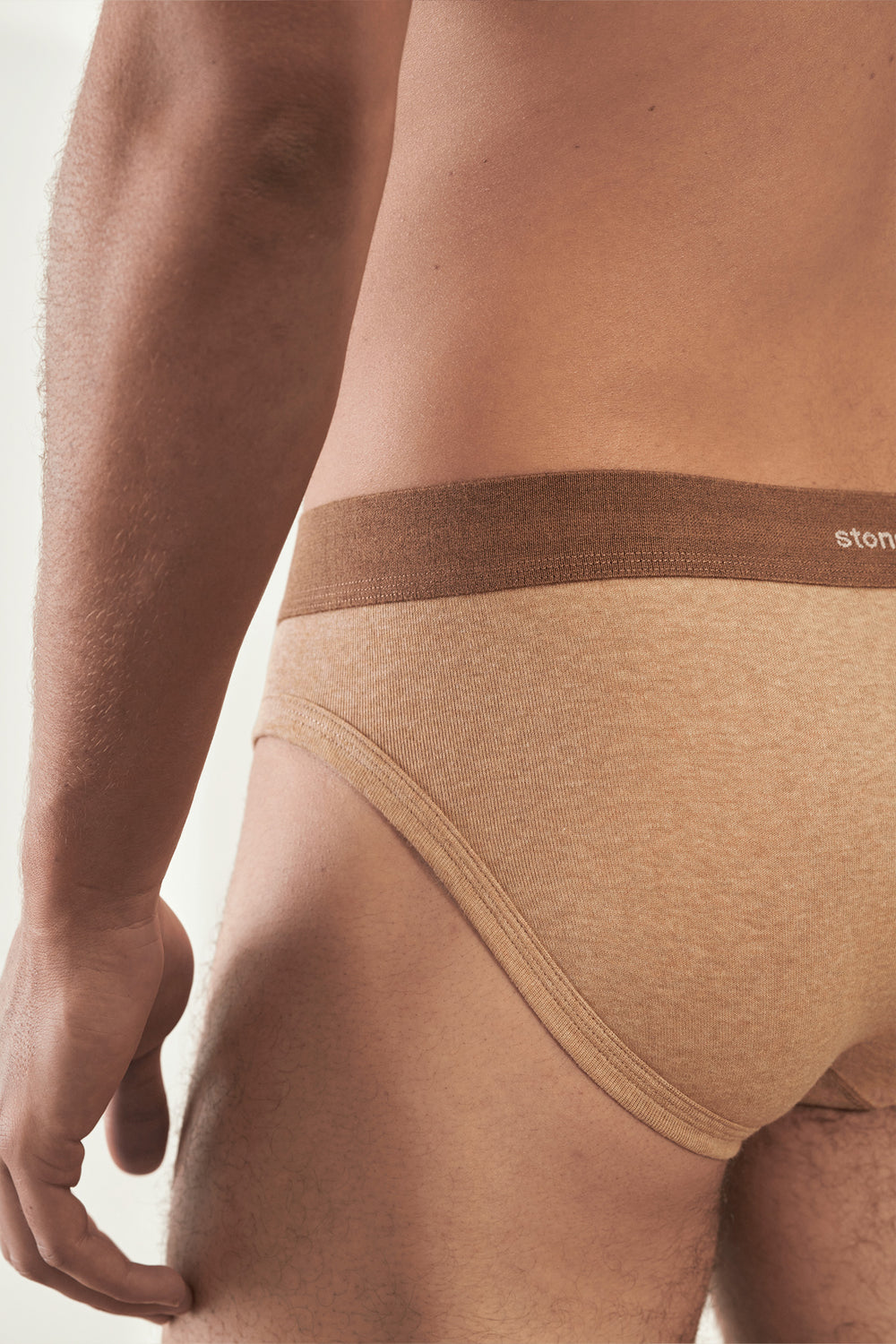Brief in Organic Cotton Rib - Camel & Brown