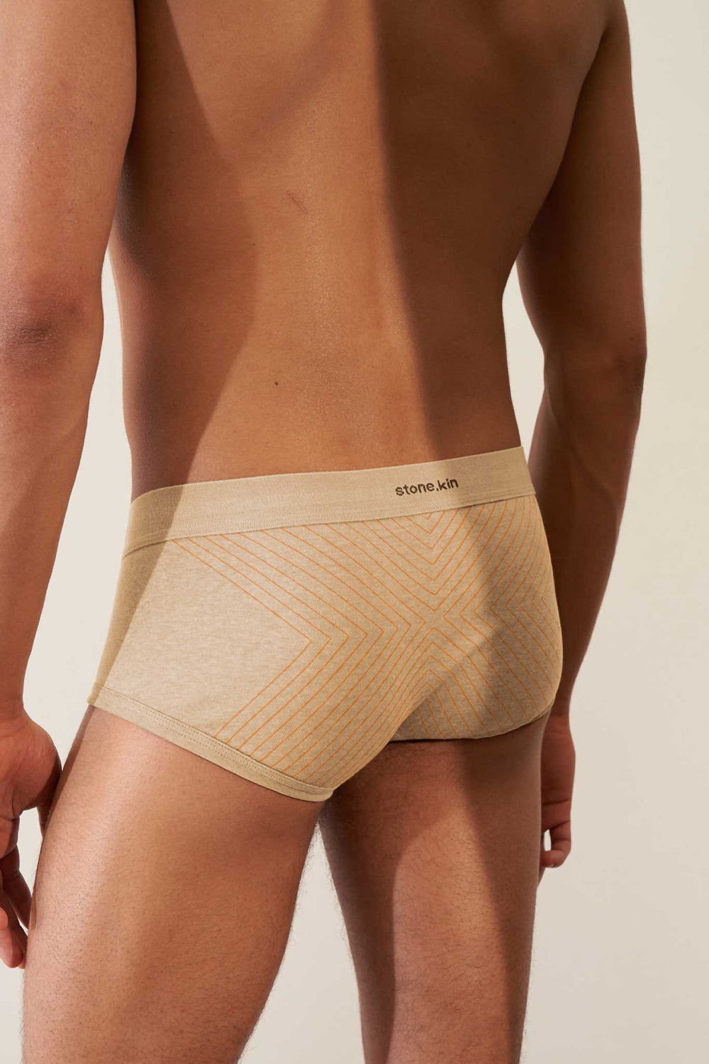 Trunk in Organic Cotton Rib - Sand with Orange Cross